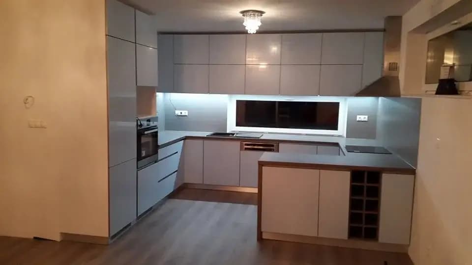 Obrázok Rolkom - Vstavané skrine na mieru - Photo 4